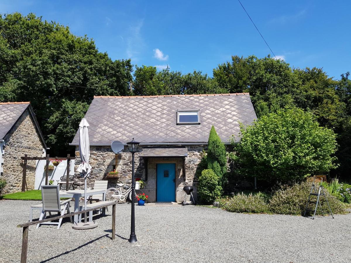 Maroux Vian Country Cottage Callac エクステリア 写真